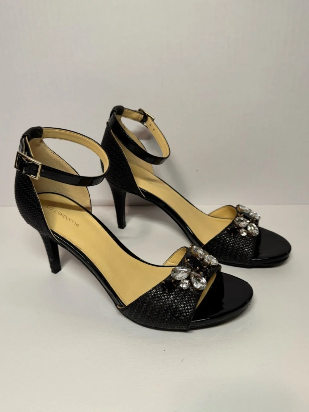 Liz Claiborne Black Embellished Ankle Strap Heels Woven 7.5 Rhinestone Sandals